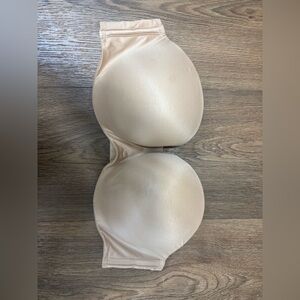 Victoria’s Secret Strapless Nude Bra 36D